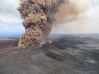 Kilauea Volcano Continues to Erupt