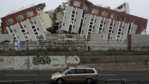 Structural damage from the Magnitude 8.8 earthquake in Chile in 2016 (Source: Expansion - CNN)