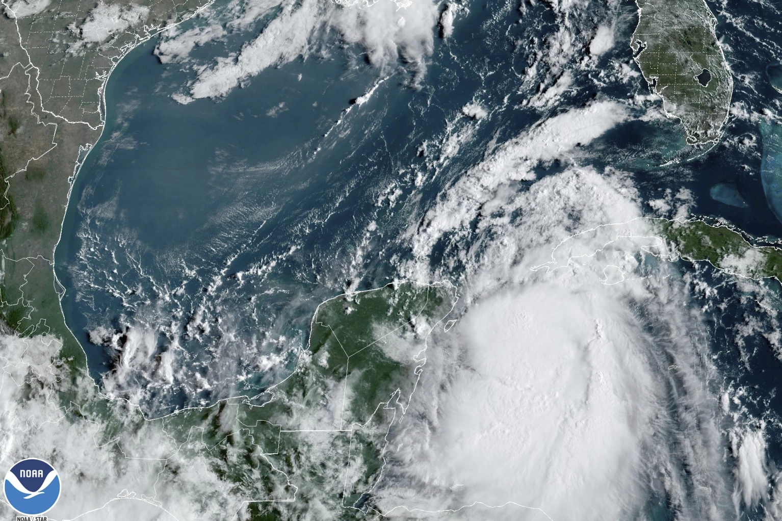 Gulf Coast Braces Impact Of Hurricane Idalia